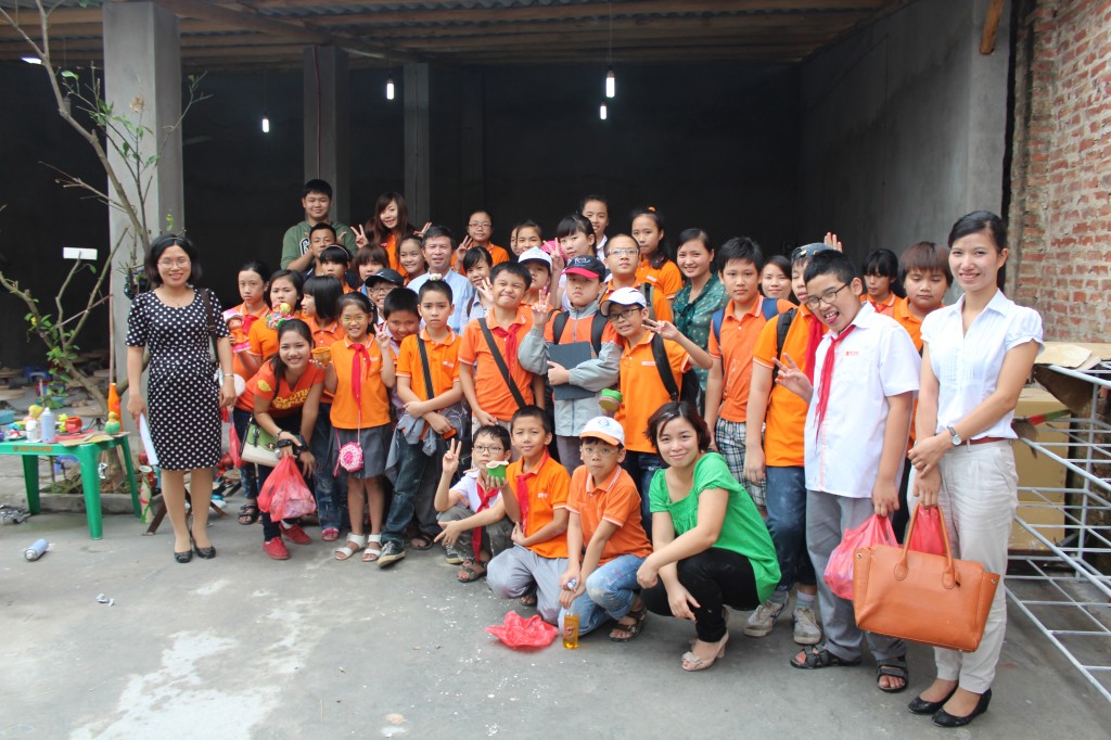 THCS & THPT Quốc tế Thăng Long tham quan Làng gốm Bát Tràng
