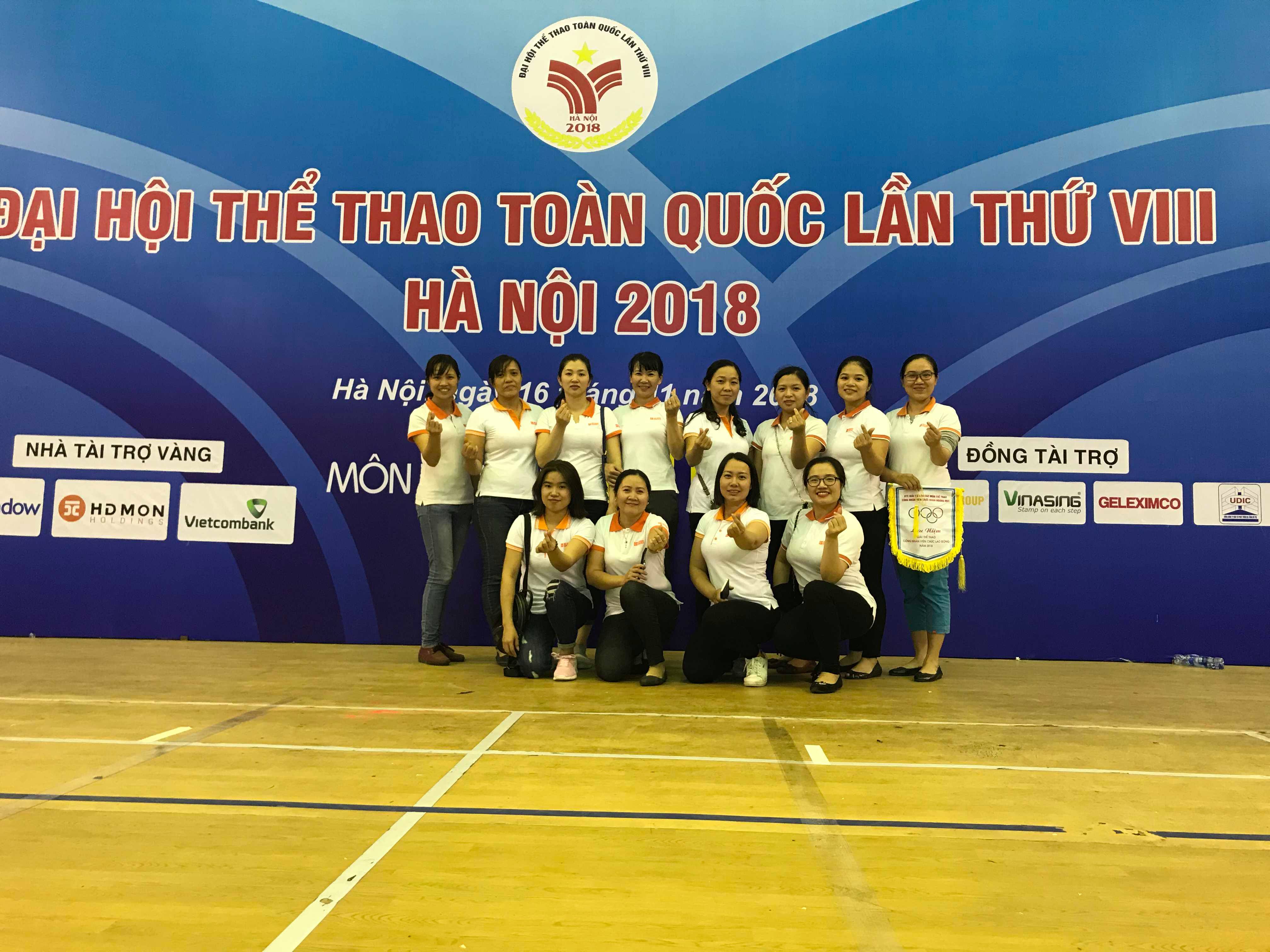 Cán bộ giáo viên trường Tiểu học Quốc tế Thăng Long tham gia giải thể thao công nhân viên chức 2018