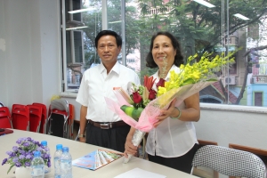 NGƯT TRẦN THỊ HÒA - NHẬN QUYẾT ĐỊNH HIỆU TRƯỞNG