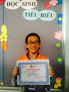 HỌC SINH NGUYỄN ANH TUẤN LỚP 6A2 THAM DỰ NGÀY HỘI ROBOTHON QUỐC GIA 2016 