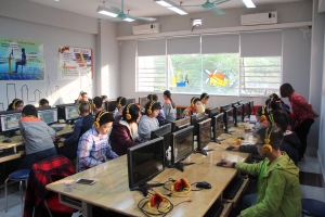 HỌC SINH KHỐI THCS HÀO HỨNG THAM GIA CUỘC THI TIẾNG ANH TRÊN MẠNG (IOE)