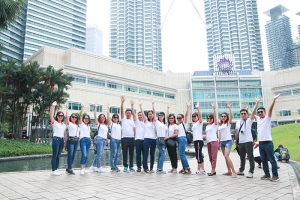 Chuyến tham quan du lịch ý nghĩa, bổ ích của tập thể cán bộ giáo viên hệ thống giáo dục Bill Gates