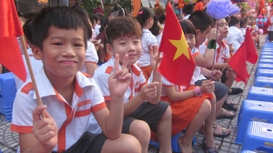 Rộn rã ngày khai trường