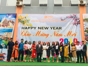 Giờ chào cờ đầu xuân Kỉ Hợi 2019