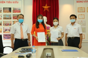 Trường THCS & THPT Quốc tế Thăng Long trao quyết định Phó Hiệu trưởng năm học 2021 - 2022