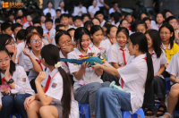 HỆ THỐNG GIÁO DỤC BILL GATES HÂN HOAN ĐÓN CÁC CON TỰU TRƯỜNG NĂM HỌC 2025 – 2026 