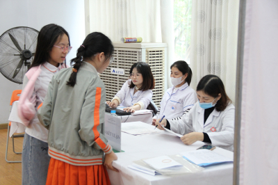 KHÁM SỨC KHOẺ ĐỊNH KỲ CHO HỌC SINH HỆ THỐNG GIÁO DỤC BILL GATES NĂM HỌC 2025-2026